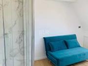 Beau studio avec balcon !