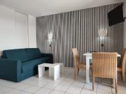 BEAU STUDIO SUR LE LAC