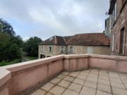 BEAU T2 CENTRE MELISEY AVEC BALCON TERRASSE