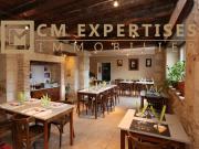 Beaucoup de potentiel! Superbe maison auberge en pierres...