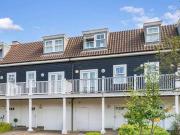 Beaumont Drive, Worcester Park, 4 Bedroom Terraced