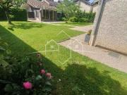 BEAUREPAIRE centre maison d'architecte 6 pièces