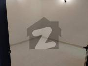 Beautiful 1 bed female room shareing availble