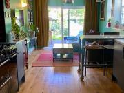 Beautiful 1 bed flat with garden