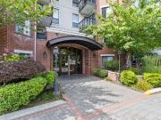 Beautiful 1 Bed Suite in Langley with Gas Fireplace &...