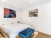 Beautiful 1 Bedroom Apartment in the Heart of Surry Hills