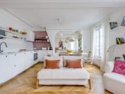 Beautiful 1 Bedroom flat near Notre Dame, Paris...