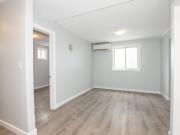 beautiful* 1 bedroom main unit in hamilton!