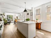 Beautiful 2 bed Balham garden flat available