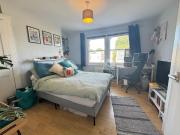 Beautiful 2 Bedroom Flat! No Lounge. Stockwell!
