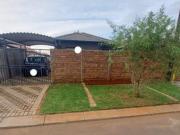 beautiful 2 bedroom house on the mar.