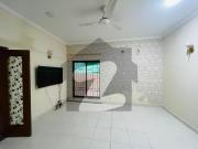 Beautiful 3 Bed 8 Marla Full House For at Rent Divine...