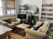 Beautiful 3 bedroom apartment in central Brixton Beautiful 3 bedroom apartment in central Brixton