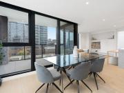 Beautiful 3 Bedroom Apartment with interiors by Hecker...