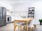 Beautiful 3 bedroom granny flat for lease!
