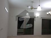 Beautiful 3 Bedrooms Apartment Flat For Rent In Askari...