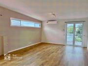 BEAUTIFUL 4 BEDROOM HOME IN GLENDALE