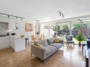 Beautiful 4 bedroom house in Battersea