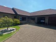 beautiful 4 bedroom house with flatlet