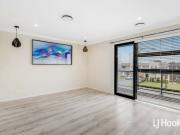 Beautiful 5 Bedroom Family Home Great Location!