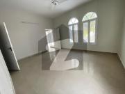 Beautiful 5 bedroom house green lawn top location tiled...