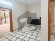 Beautiful 5 Marla House for Rent Ideal Location!