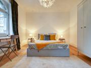 Beautiful and bright apartment in the south of Stuttgart...