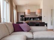 Beautiful and luxurious three room apartment in a top... Beautiful and luxurious three room apartment in a top...