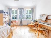 Beautiful and spacious studio flat Finsbury Park Beautiful and spacious studio flat Finsbury Park