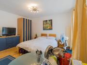 Beautiful apartment in a prime location in Berlin Mitte,...