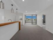 Beautiful Apartment with Sunny North facing Balcony in...