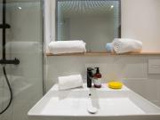 Beautiful atypical studio on the banks of the Rhône