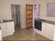 beautiful bachelor unit in benoni