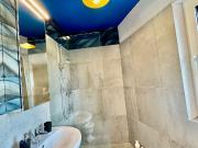 Beautiful Blue Suite in Vienna with parking space and...