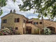 Beautiful Boutique Hotel in Villa near Fano, Le Marche...