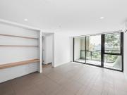 Beautiful Bright 2 Bedroom 2 Bathroom apartment!