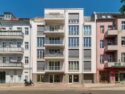 Beautiful & bright 2 Room Apartment with balcony in...