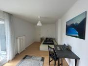 Beautiful bright & quiet 2 room flat in the middle of...