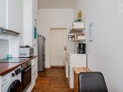 Beautiful, calm Altbau flat with Balcony in beautiful...