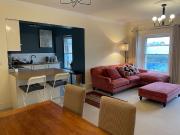 Beautiful Clifton Flat Available January 2026