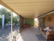 Beautiful courtyard home: Quiet location