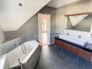 Beautiful detached villa with swimming pool