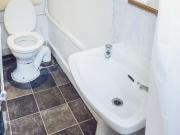 Beautiful double bedroom close to Hornsey Rail station...