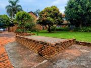 beautiful family duplex in security.