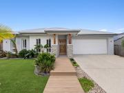 Beautiful family home in a sensational location in Stone...