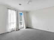 BEAUTIFUL FAMILY HOME IN THE HEART OF POINT COOK!