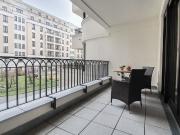 Beautiful, fantastic apartment with garden between...