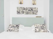 Beautiful flat in popular area, Paris Amsterdam...