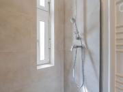 Beautiful fully furnished 2 room apartment in central...