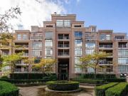 Beautiful Fully Renovated 2 Bedroom Condo In Vancouver!